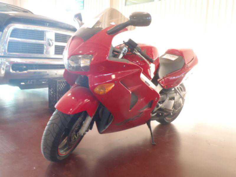 Honda VFR800Fi (INTERCEPTOR)