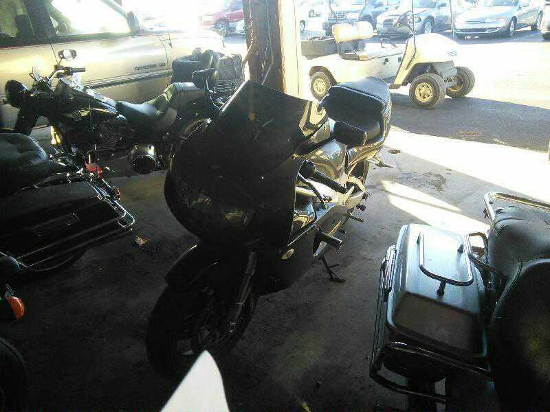 Suzuki GSX-R750