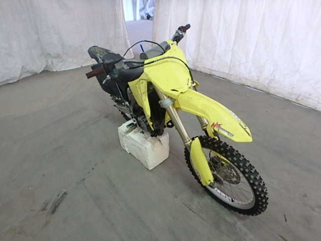 Suzuki RM250