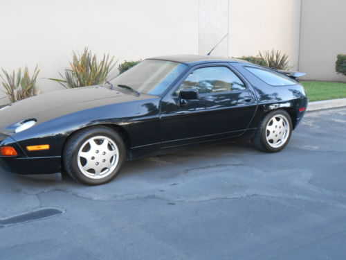 Porsche 928