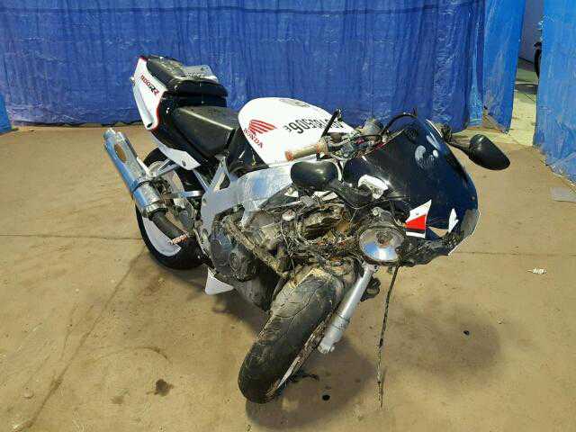 Honda CBR900