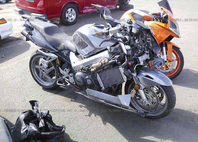 Honda VFR800A (INTERCEPTOR)