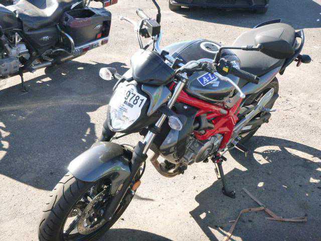 Suzuki SFV650L