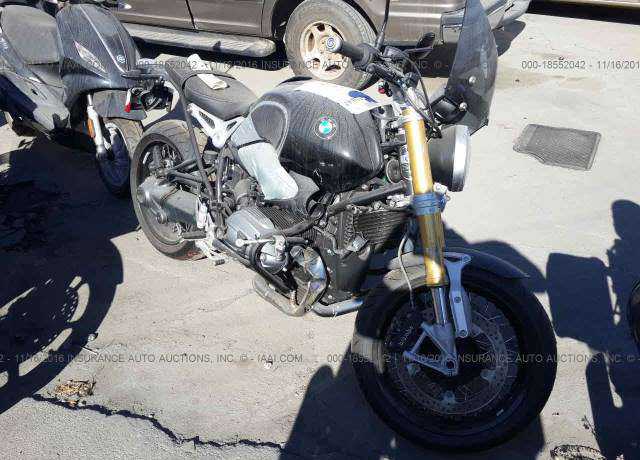 BMW R nineT