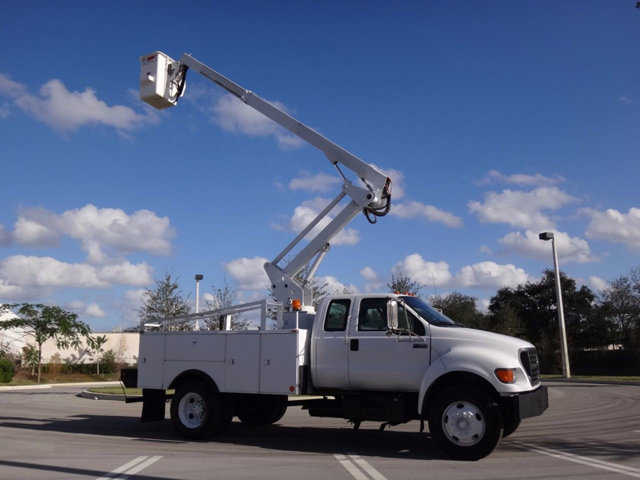 Ford F-750