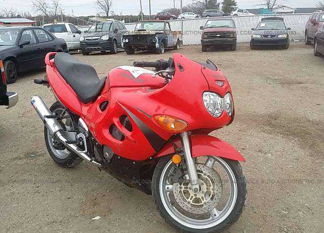 Suzuki GSX600F