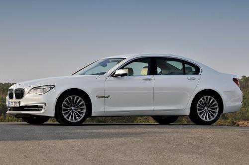2013 BMW 740i
