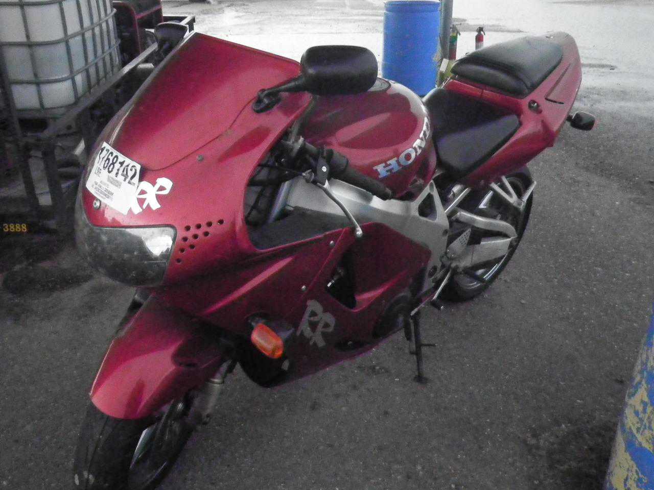 Honda CBR900