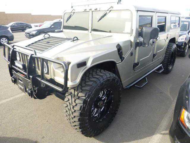 HUMMER H1