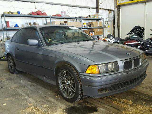 BMW 318iS
