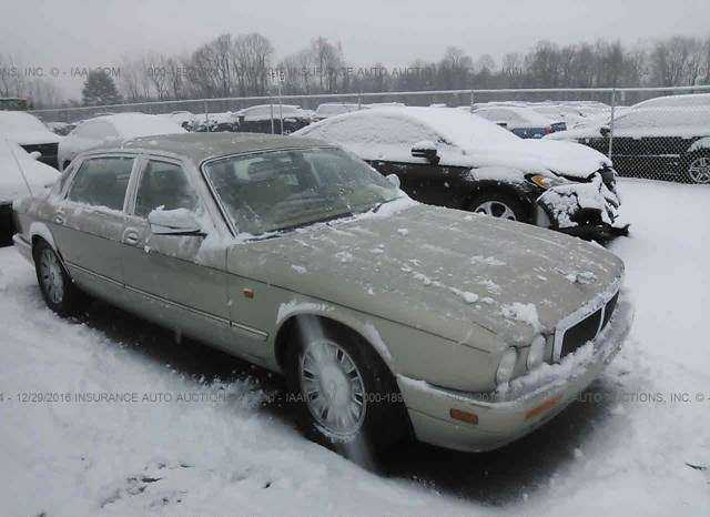 Jaguar XJ12