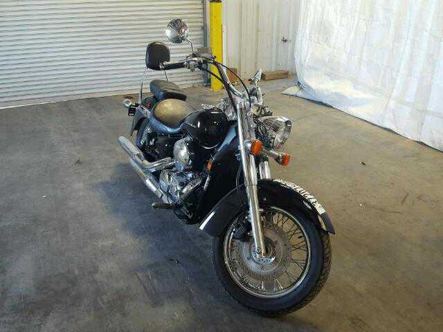 Honda VT750 (Shadow Aero)