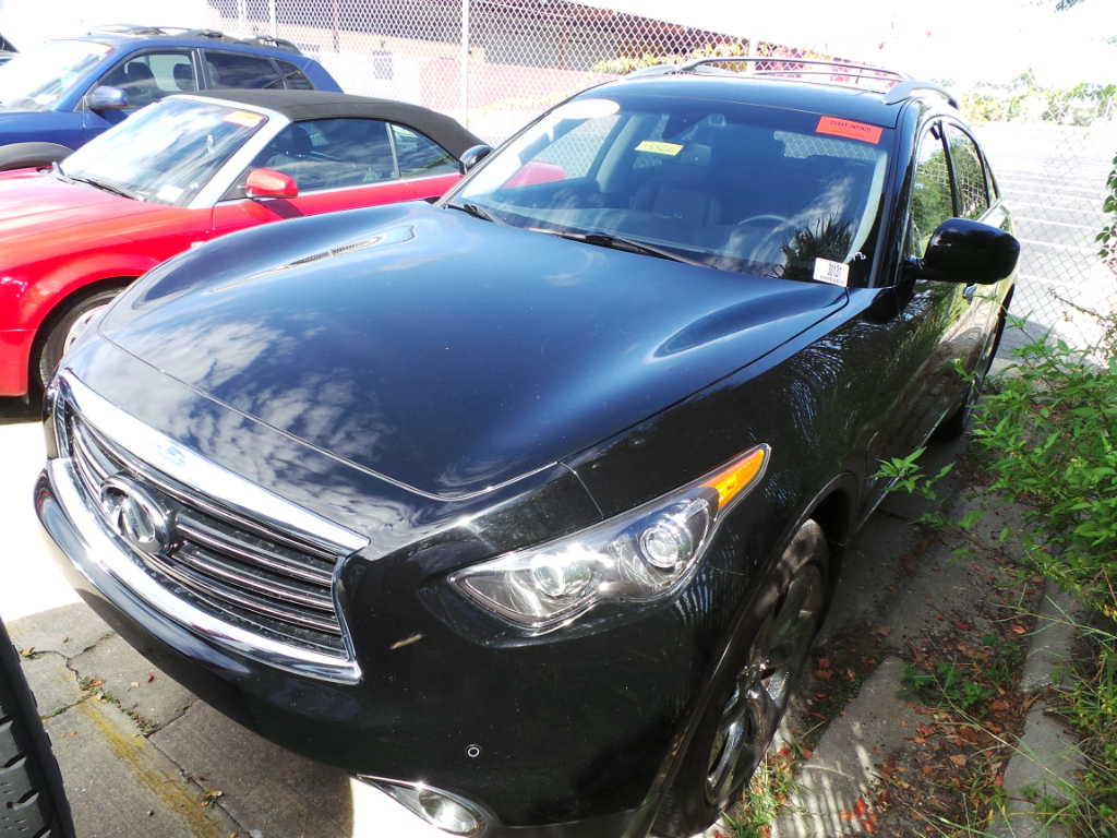 Infiniti FX50