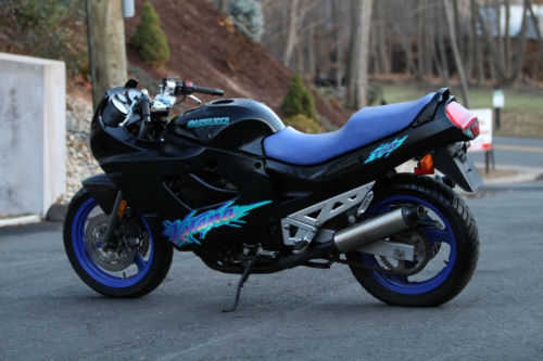 Suzuki GSX750F