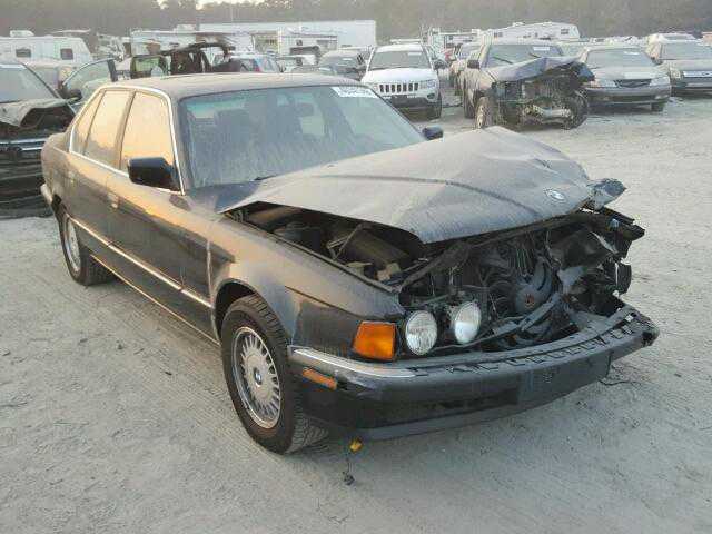 BMW 735i