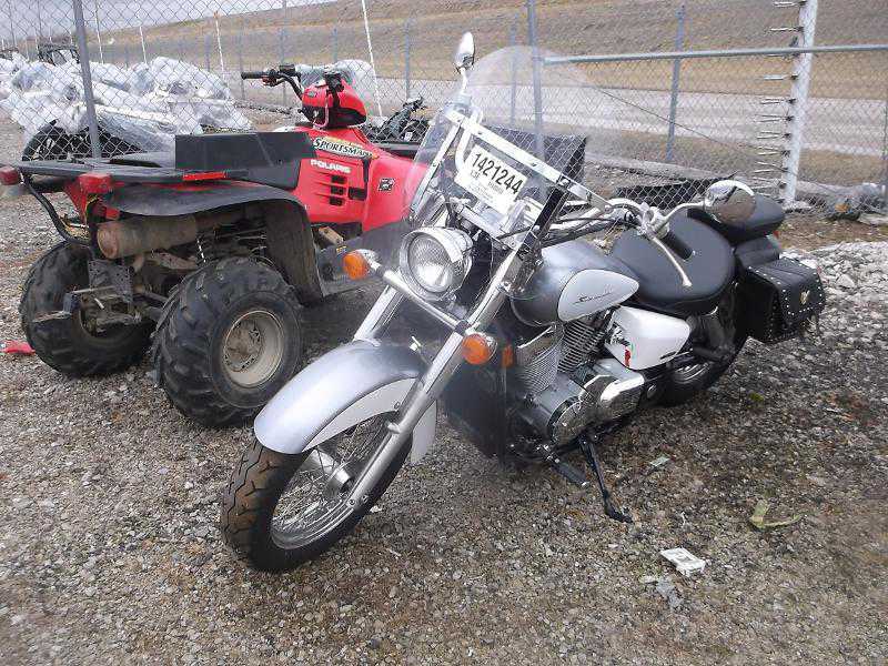 Honda VT750 (Shadow Aero)