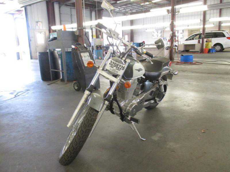 Suzuki LS650L