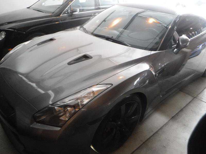 Nissan GT-R