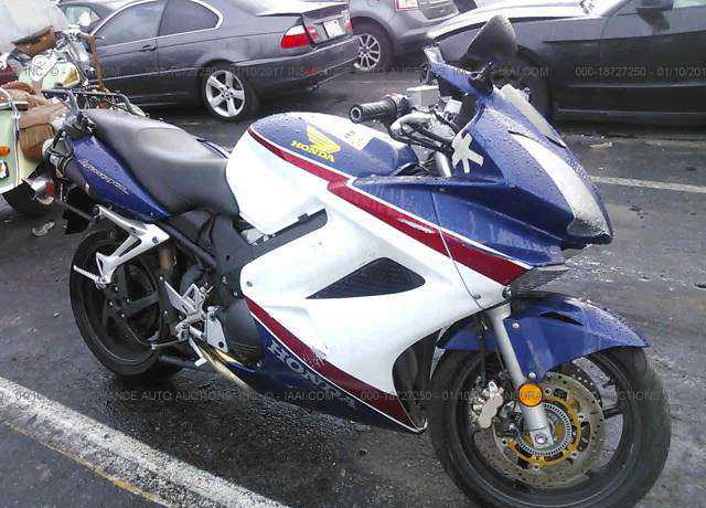 Honda VFR800A (INTERCEPTOR)