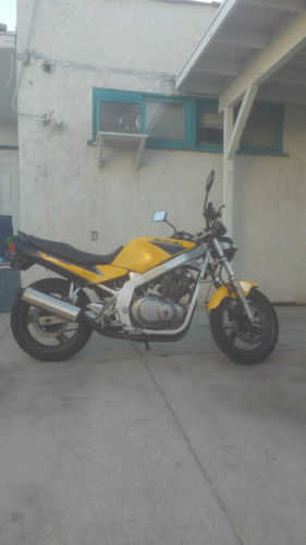 Suzuki GS500E