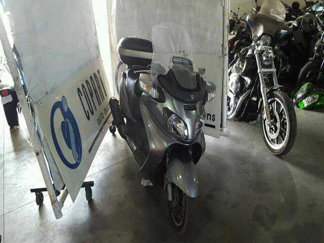 Suzuki AN650