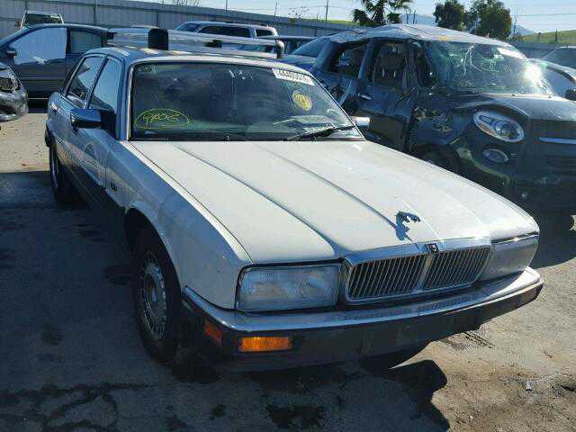 Jaguar XJ6