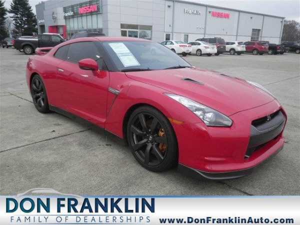 Nissan GT-R