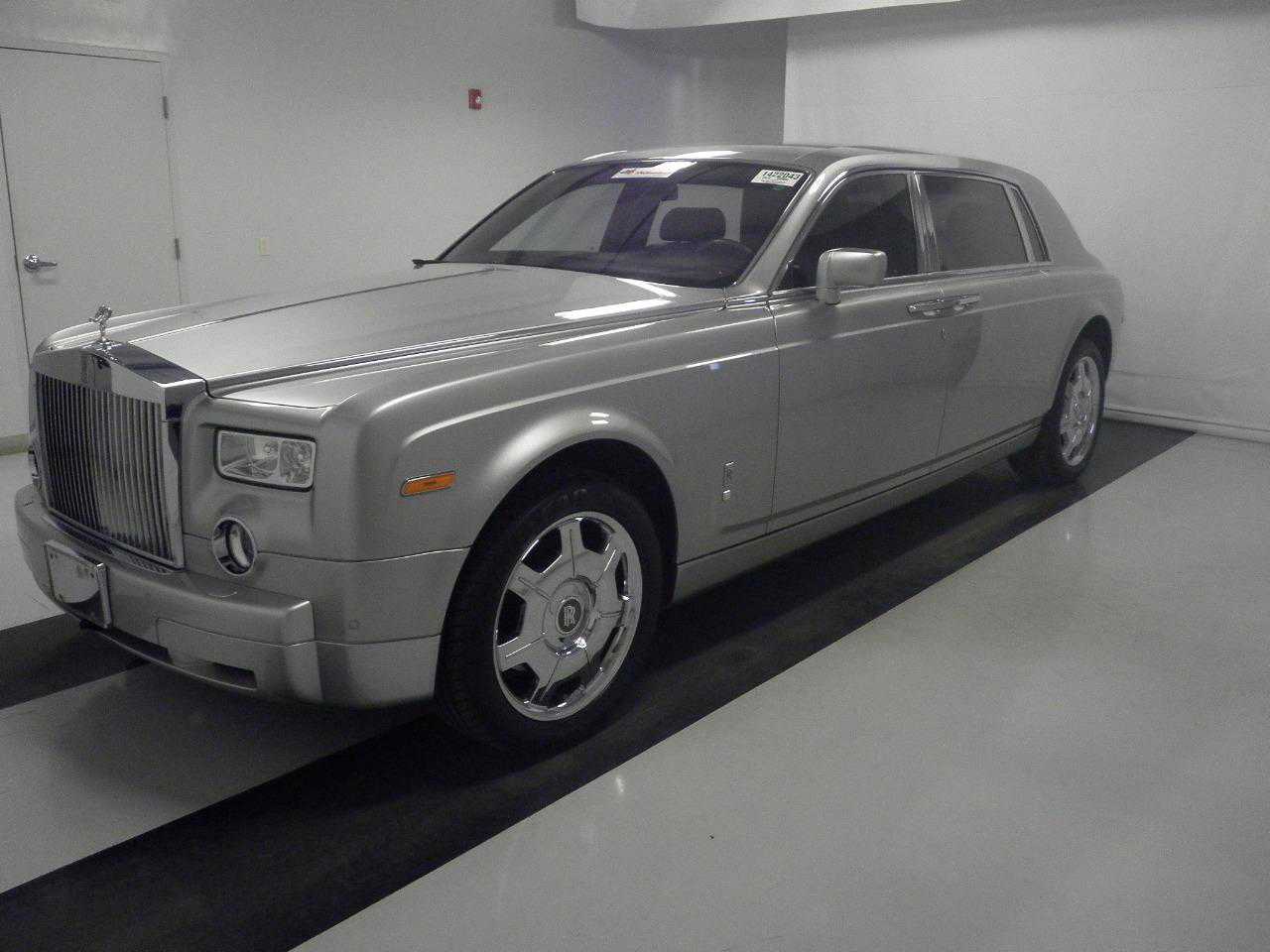 Rolls-Royce Phantom