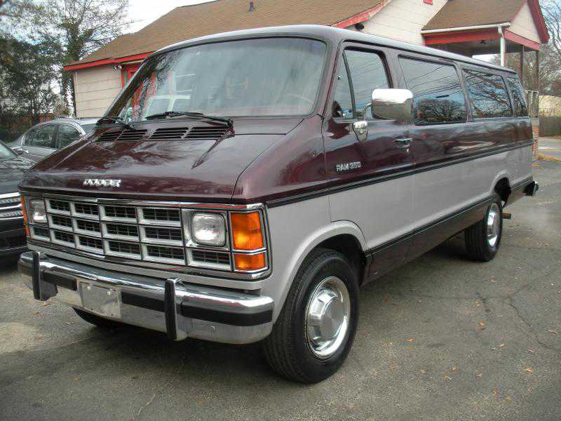Dodge Ram Wagon