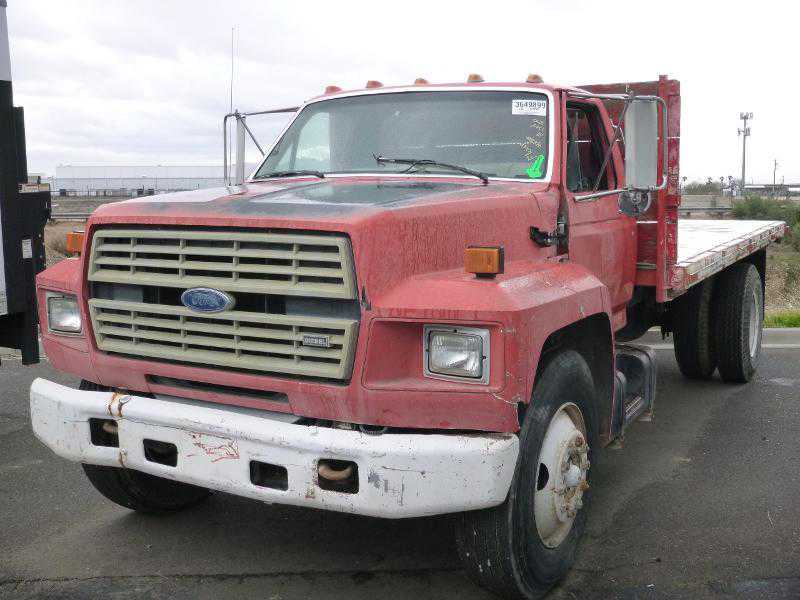 Ford F-700
