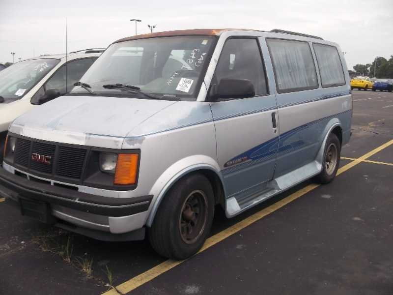 GMC Safari