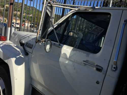 Ford F-700