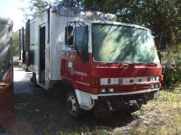 ISUZU