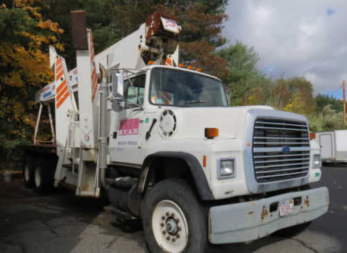 Ford LT8000