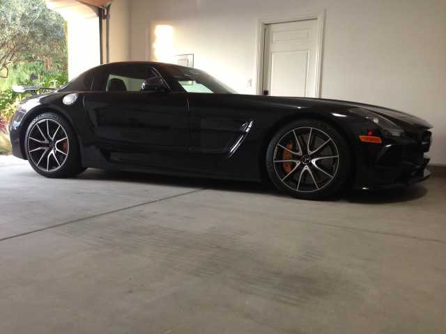 Mercedes-Benz SLS-Class
