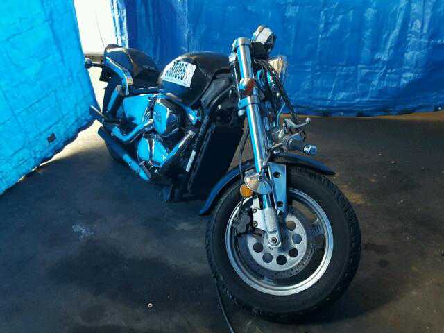 Suzuki VZ800K