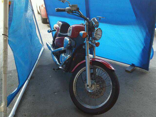Honda VT600CD (SHADOW VLX DELUXE)