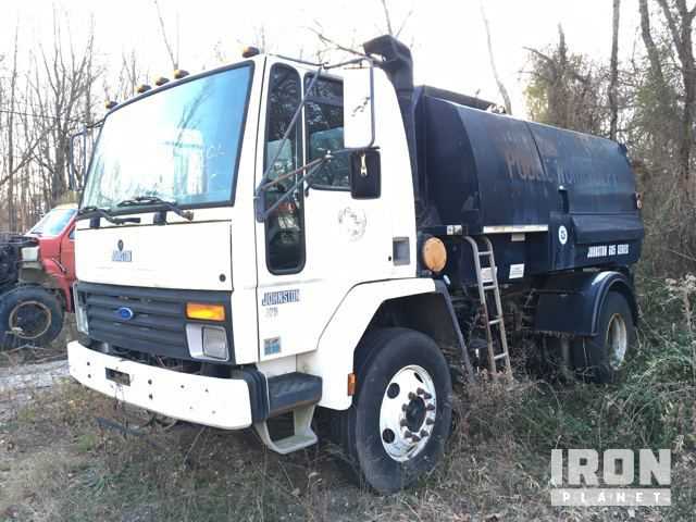 Ford CF7000