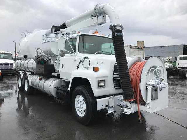 Ford LNT8000