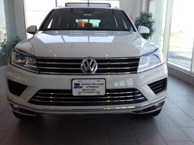 2017 VOLKSWAGEN Touareg - VIN Decoder