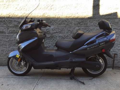 Suzuki AN650L