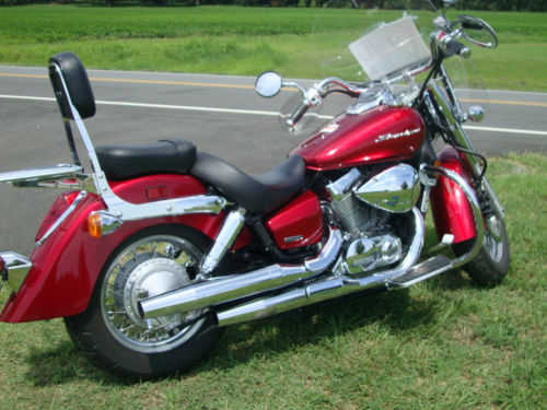 Honda VT750 (Shadow Aero)