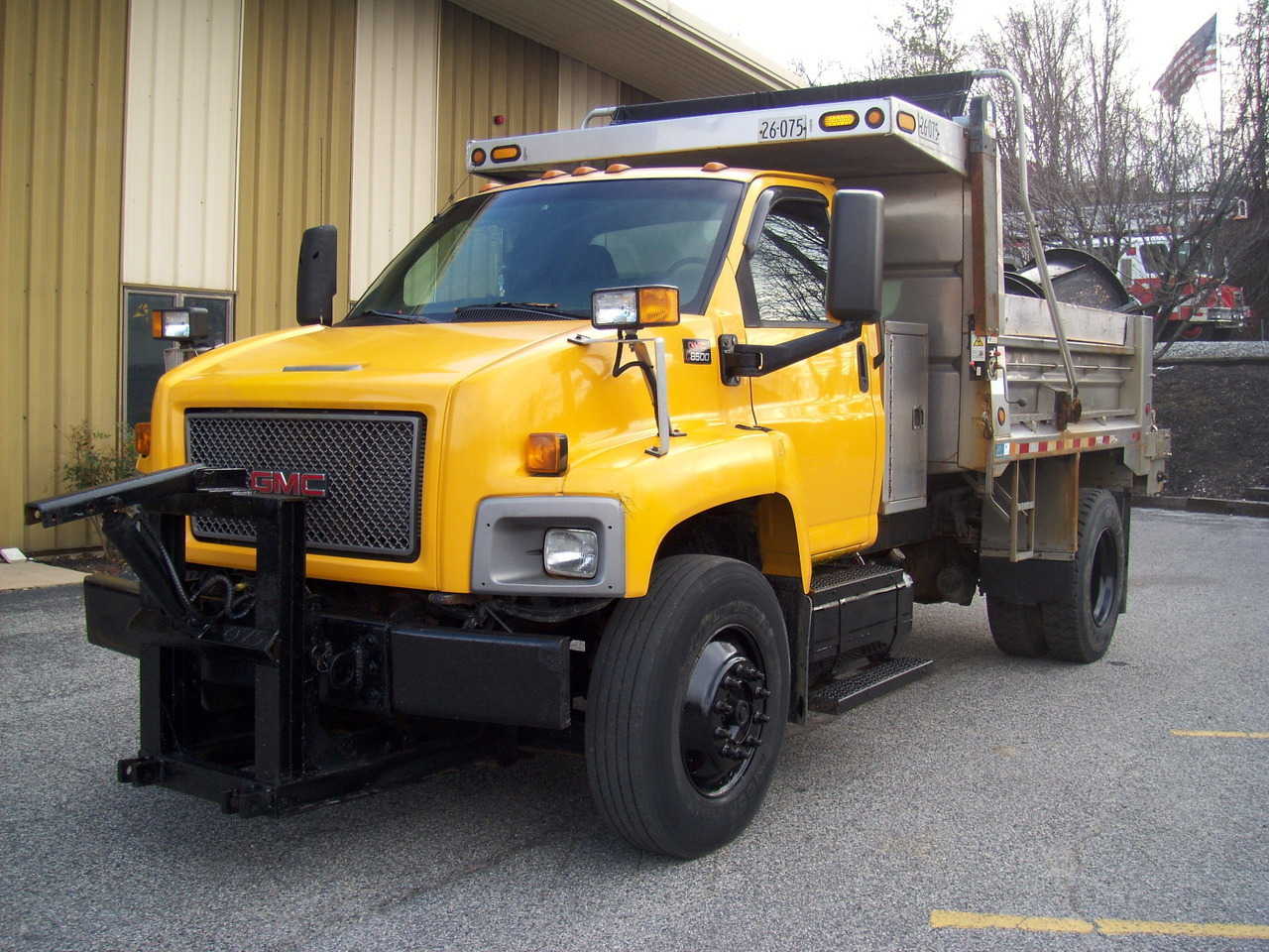 GMC C8