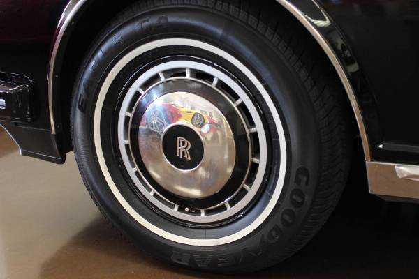 Rolls-Royce Touring Limousine