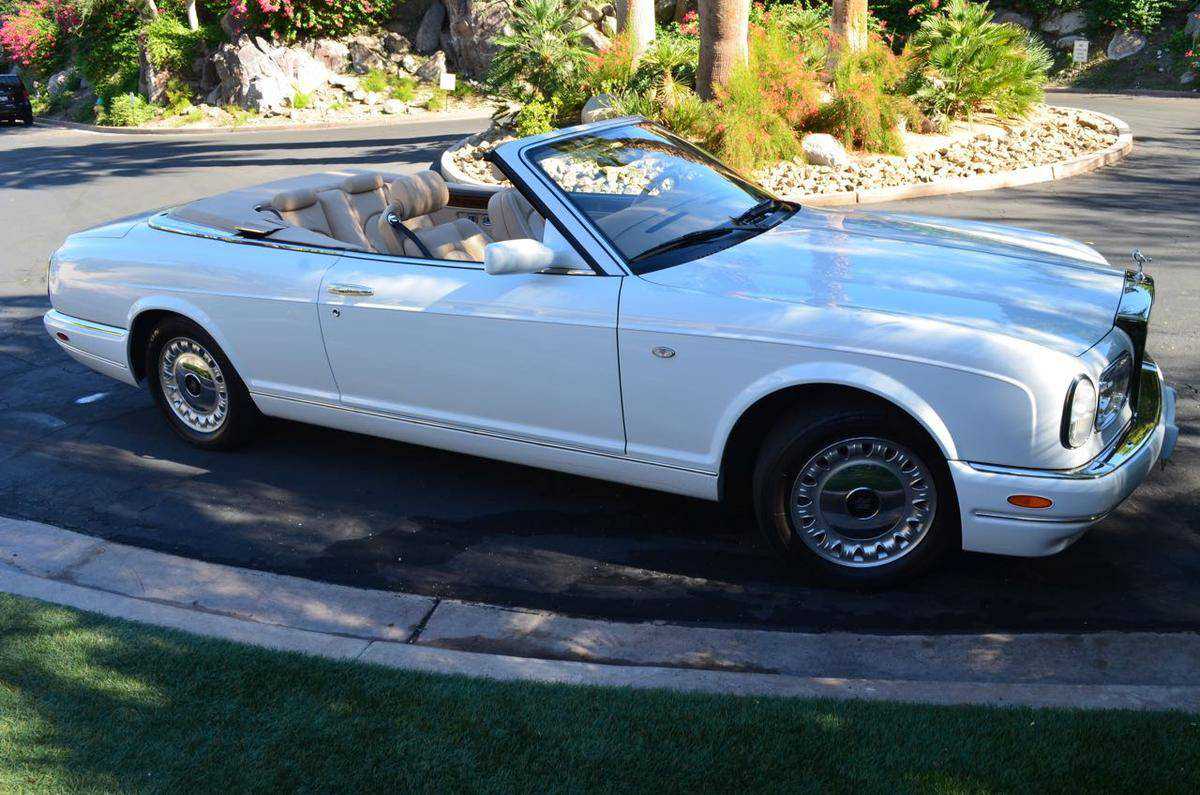 Rolls-Royce Corniche