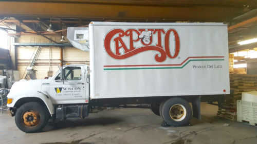 Ford F-700