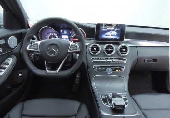 2016 Mercedes-Benz C-Class