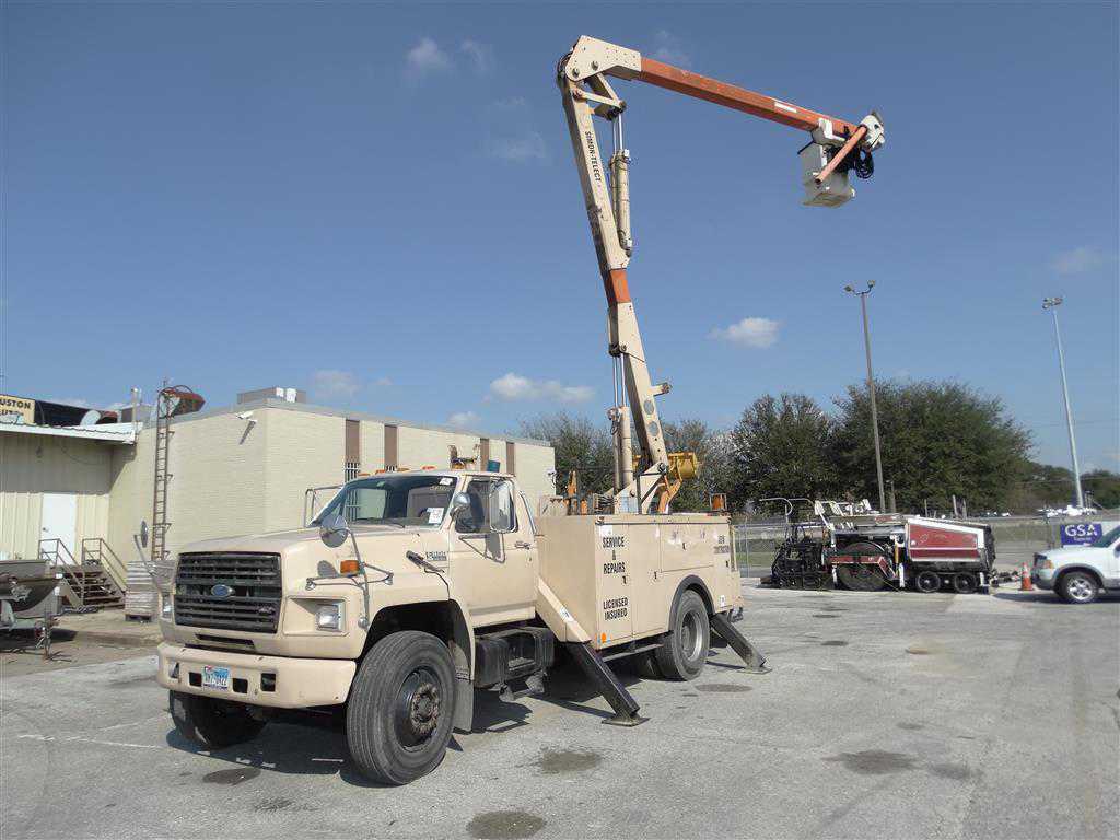 Ford F-800