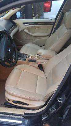 2003 BMW 330i