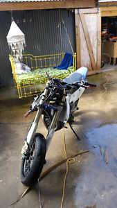 Suzuki DR-Z400SML